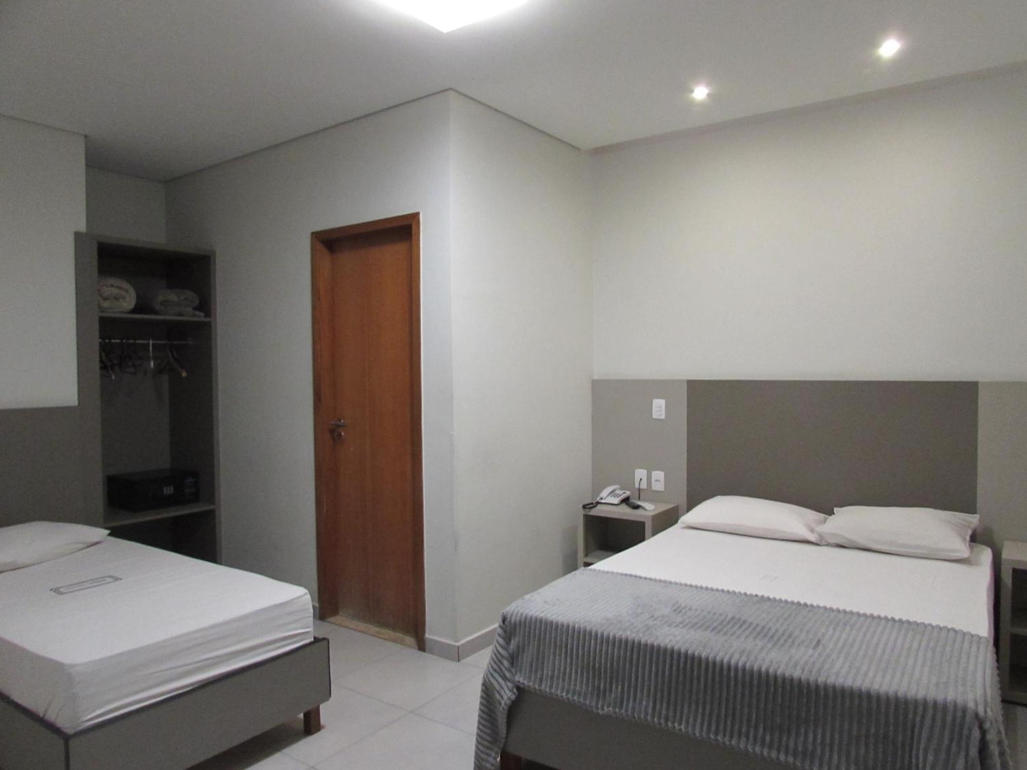 Hotel Urbis A 10 Minutos Rua 25 De Marco, Bras,Bom Retiro,A 2 Minutos Do Mirante Sampa Sky São Paulo Buitenkant foto